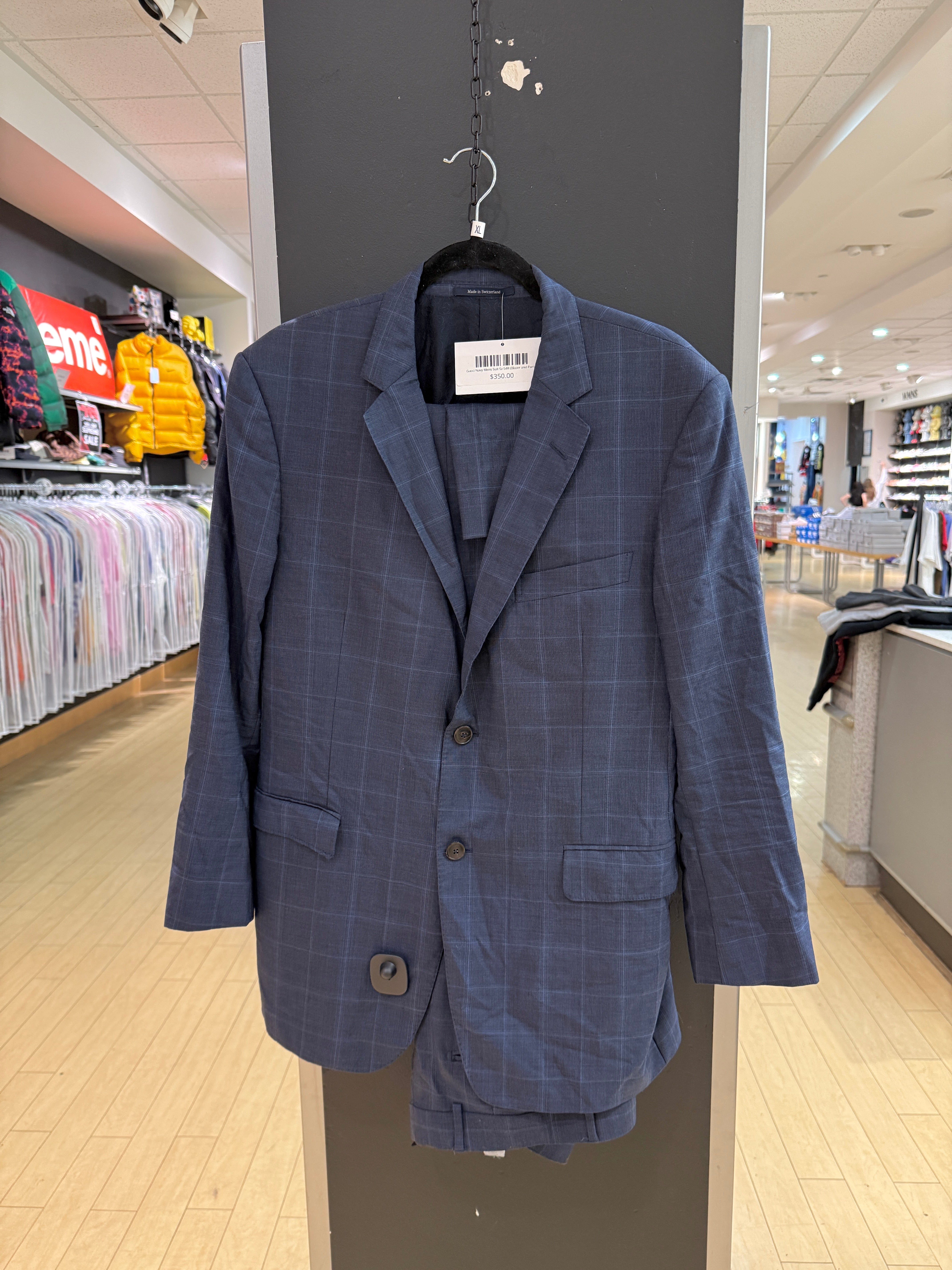 Gucci Navy Mens Suit Sz 54R (Blazer and Pants)