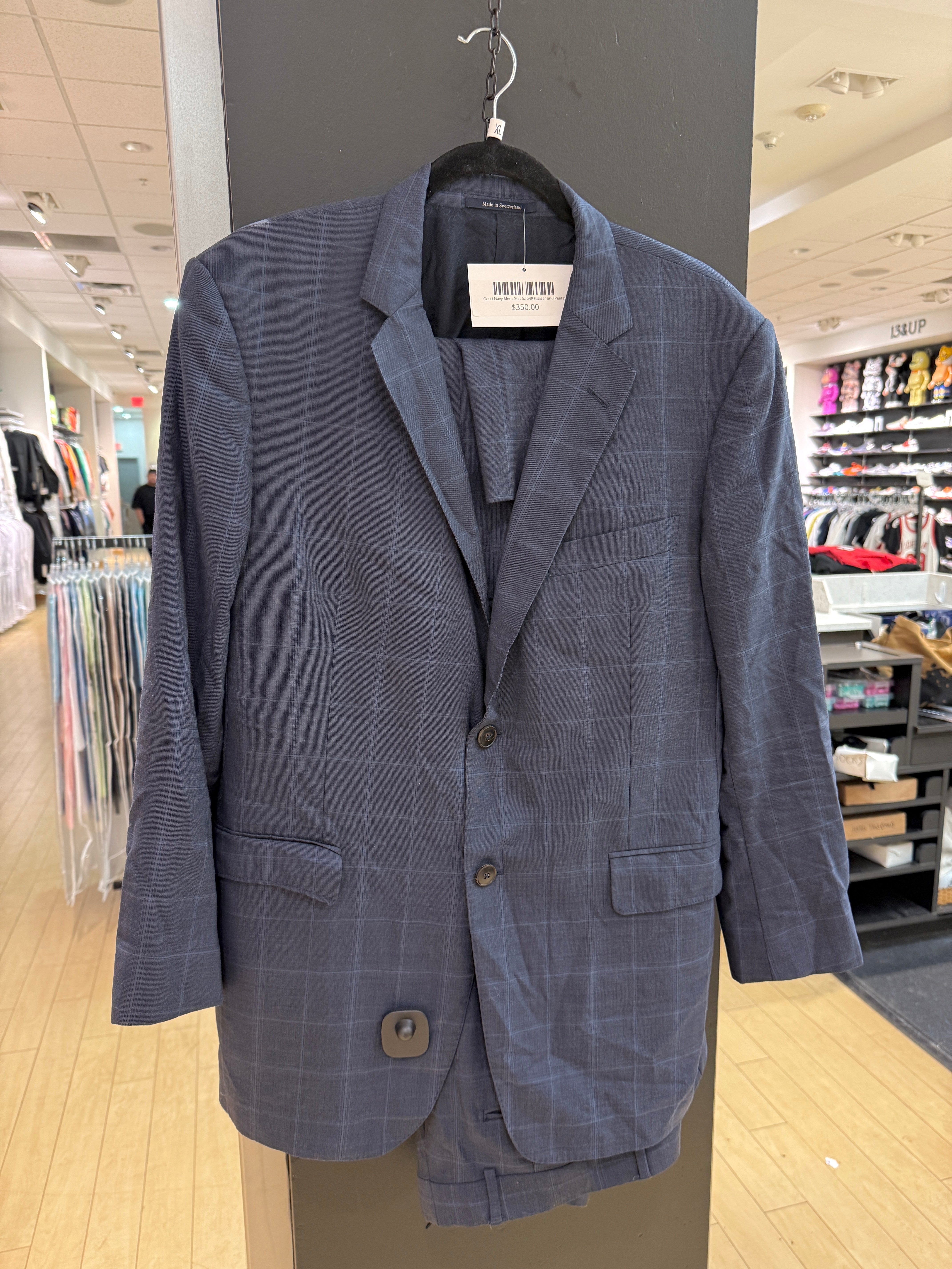 Gucci Navy Mens Suit Sz 54R (Blazer and Pants)
