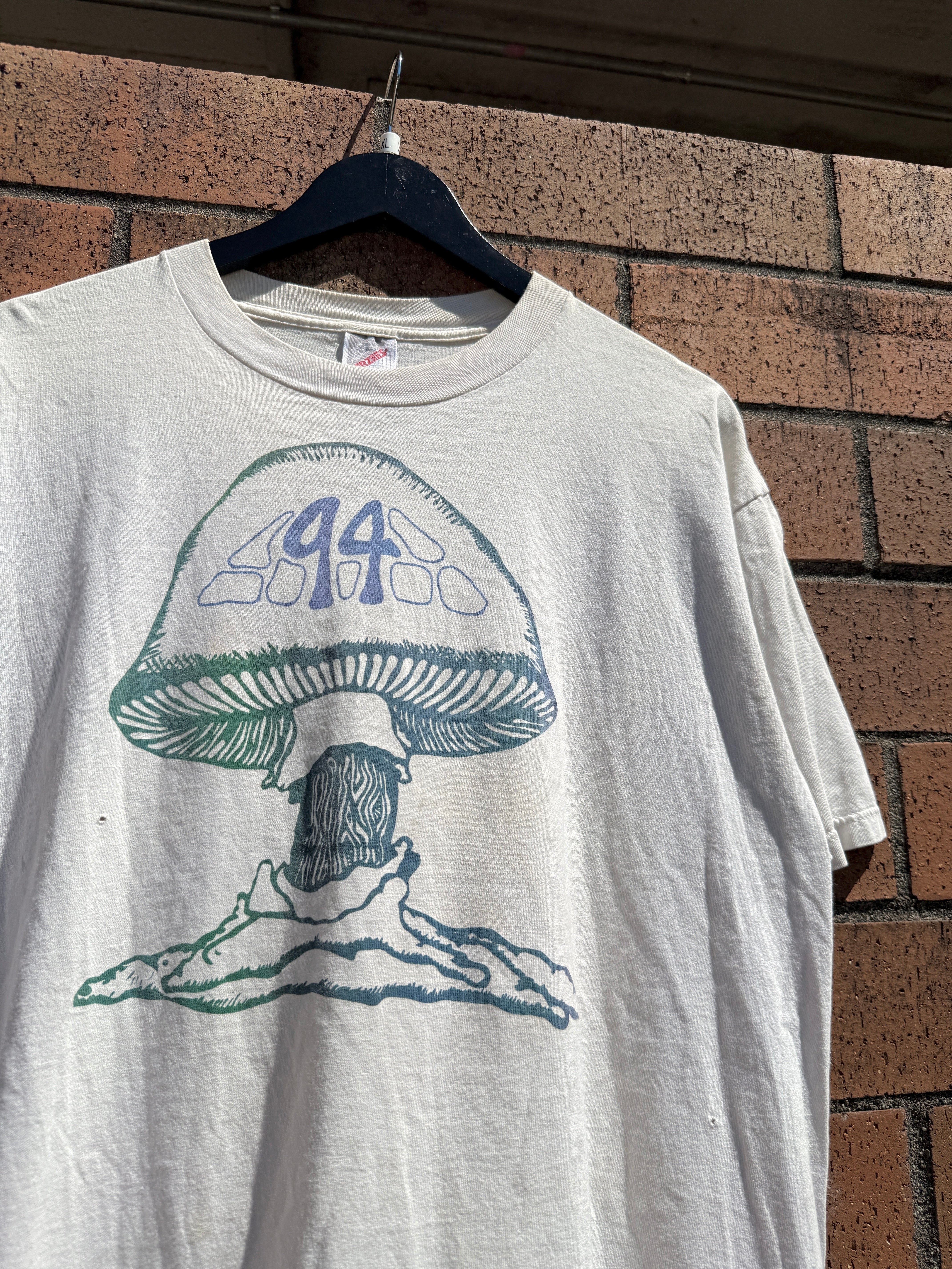 1994 Grateful Dead Dead in Eugene Lot Tee Size XL