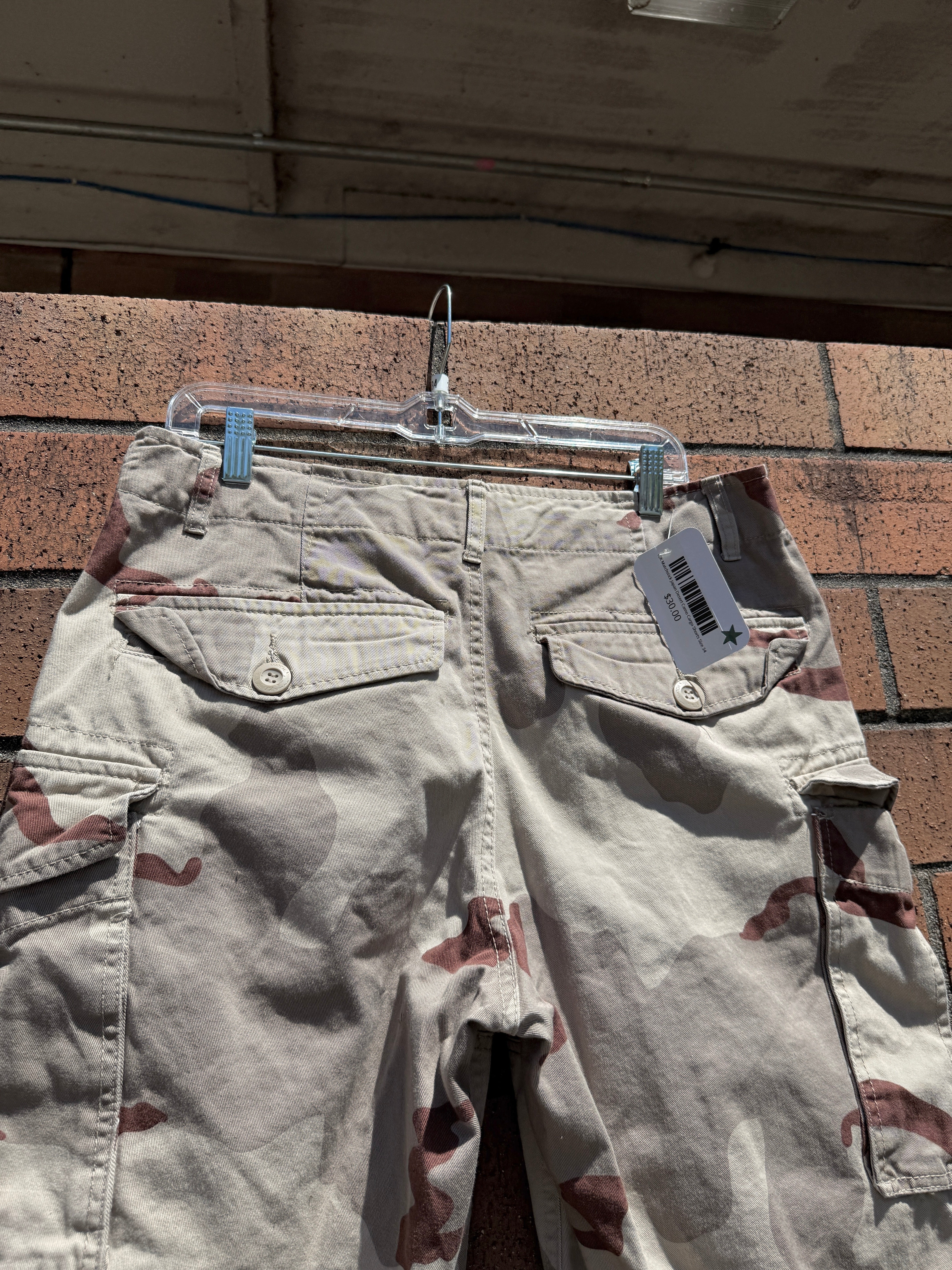 Y2K Matchstick Japan Desert Camo Cargo Shorts Size 34