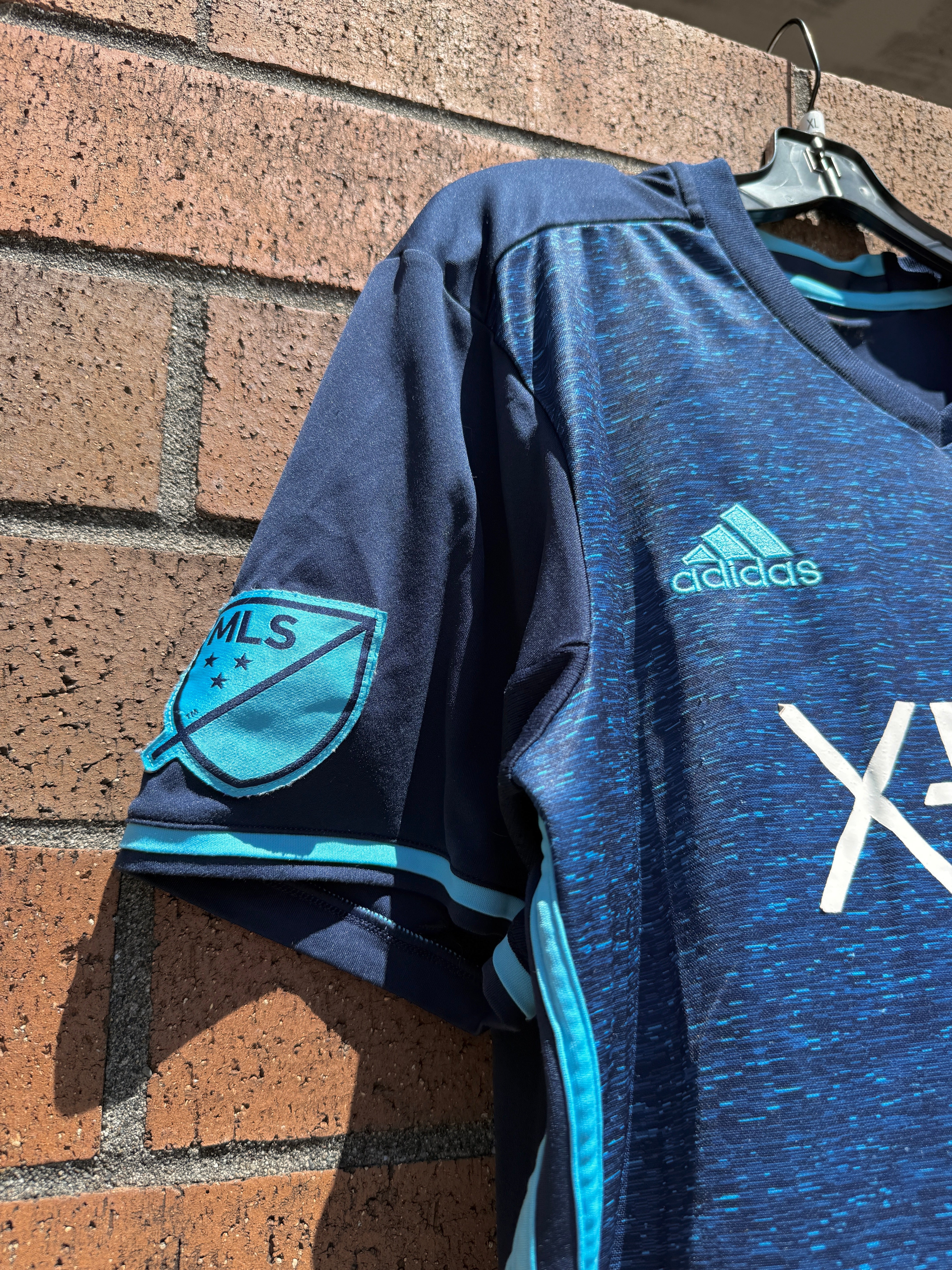 2015 Seattle Sounders Clint Dempsey Pacific Blue Jersey Size XL