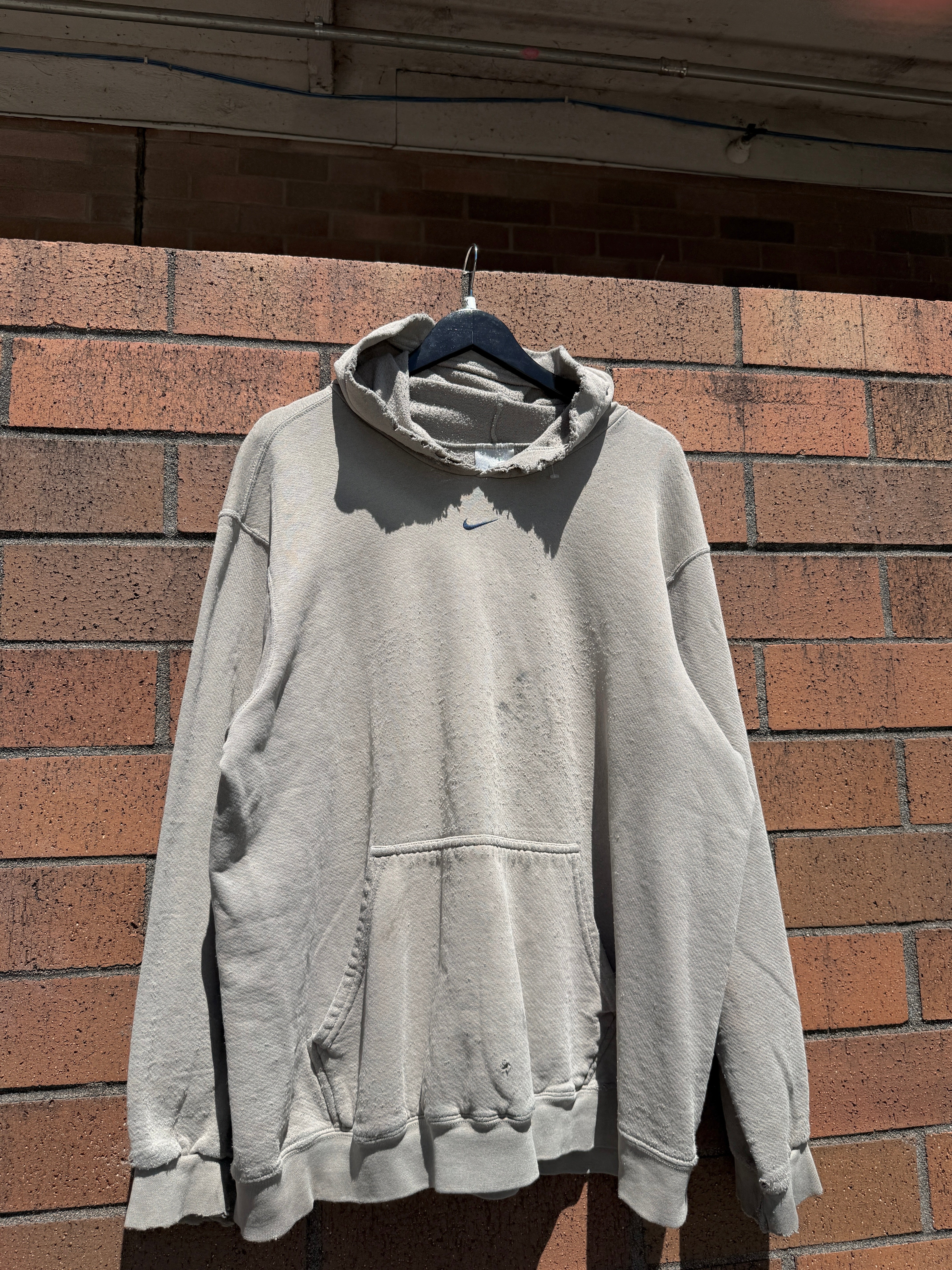 Y2K Nike Olive / Navy Thrashed Center Swoosh Hoodie Size XL