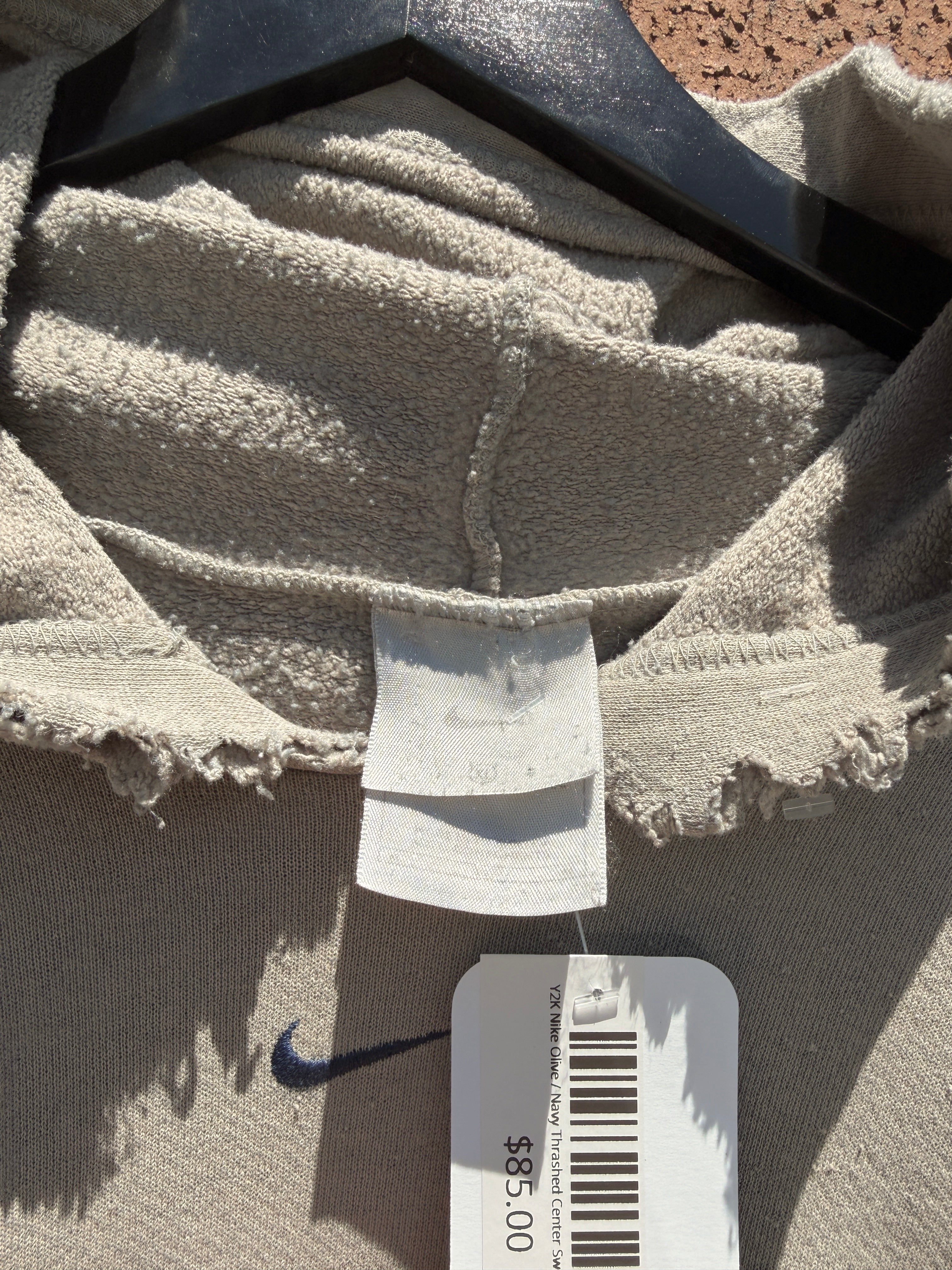 Y2K Nike Olive / Navy Thrashed Center Swoosh Hoodie Size XL