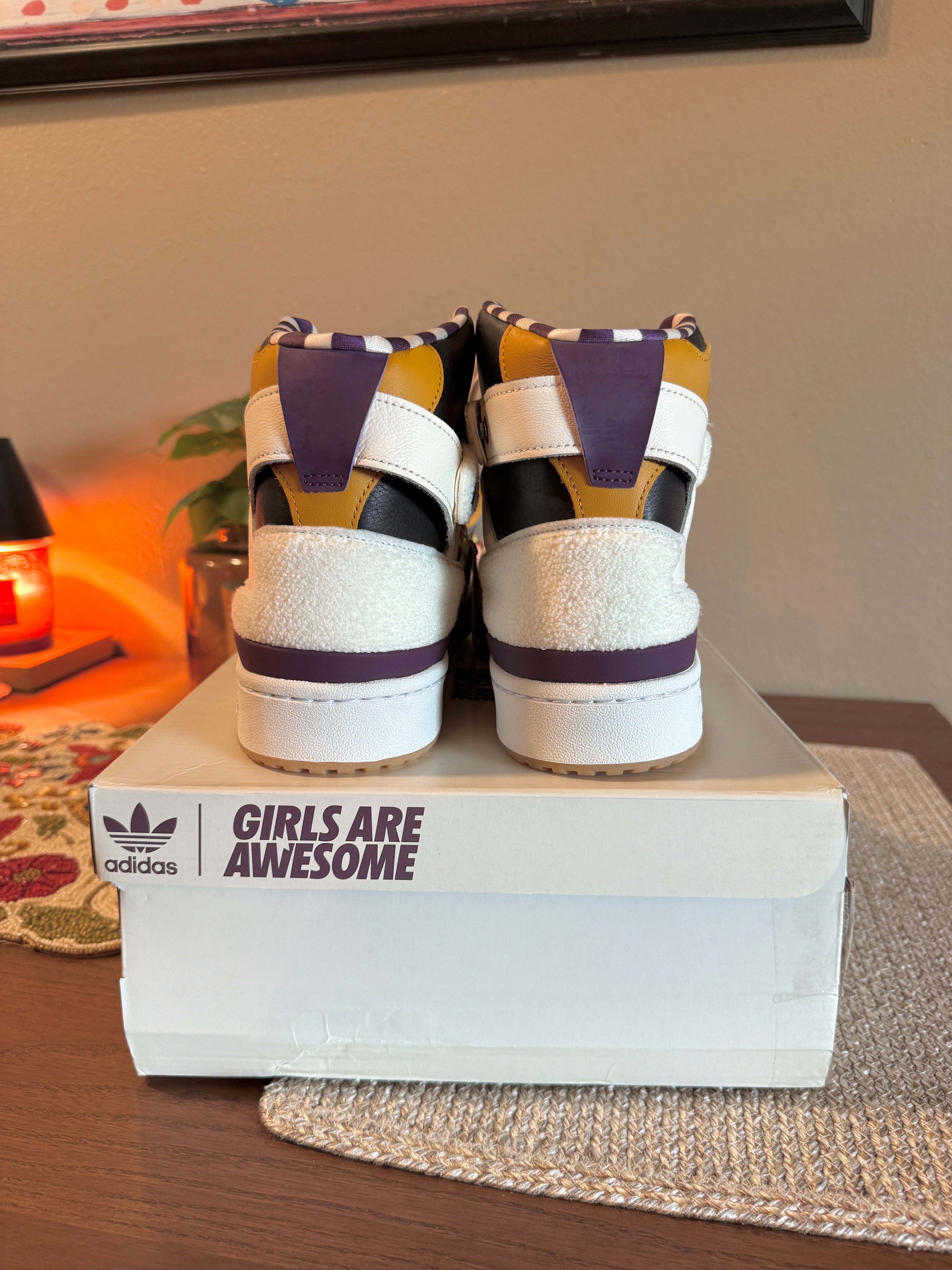 Adidas Forum 84 High Girls Are Awesome Size 11.5