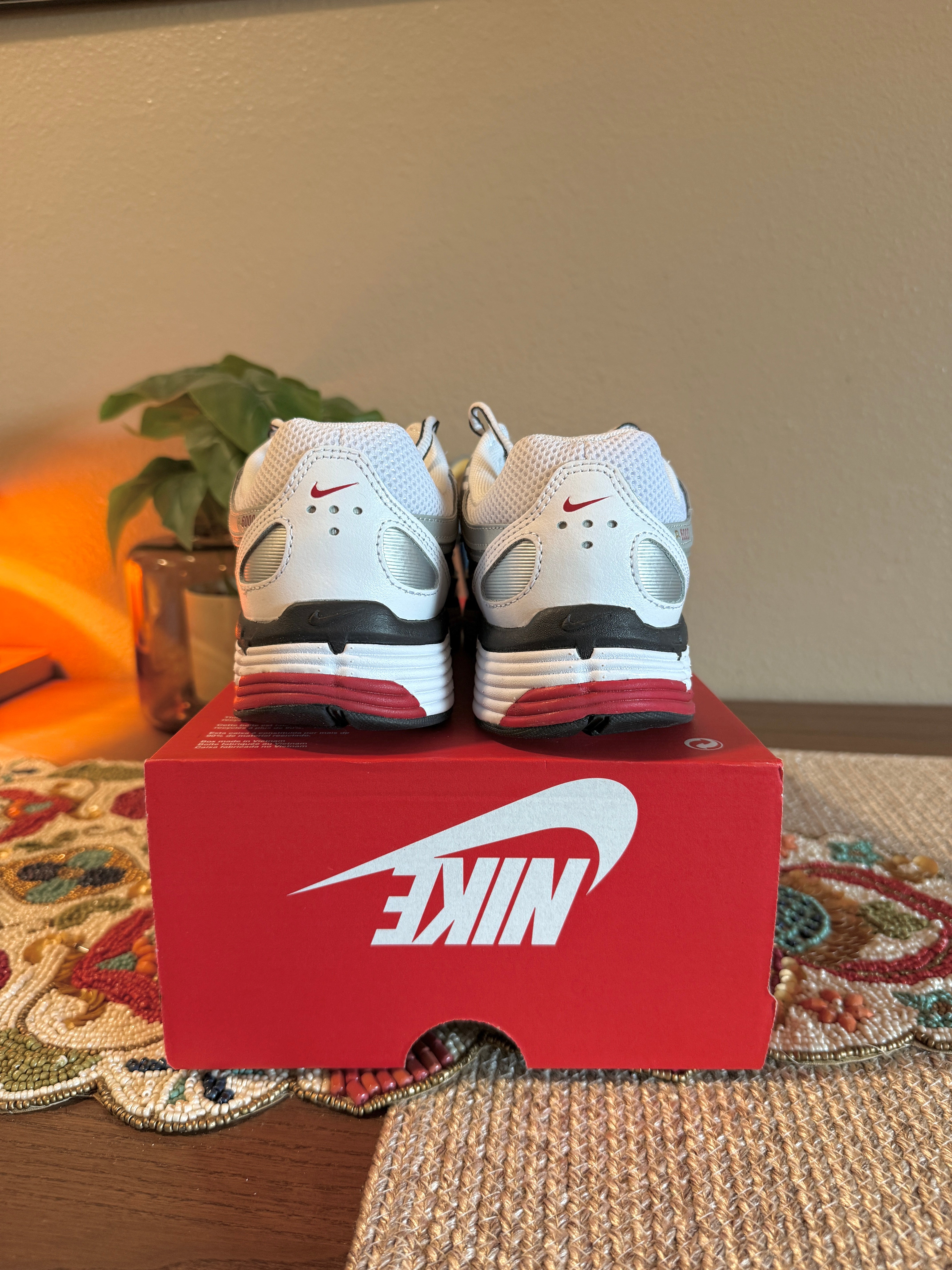 Nike P-6000 White Gold Red (Women's) Size 8 MISSING LID