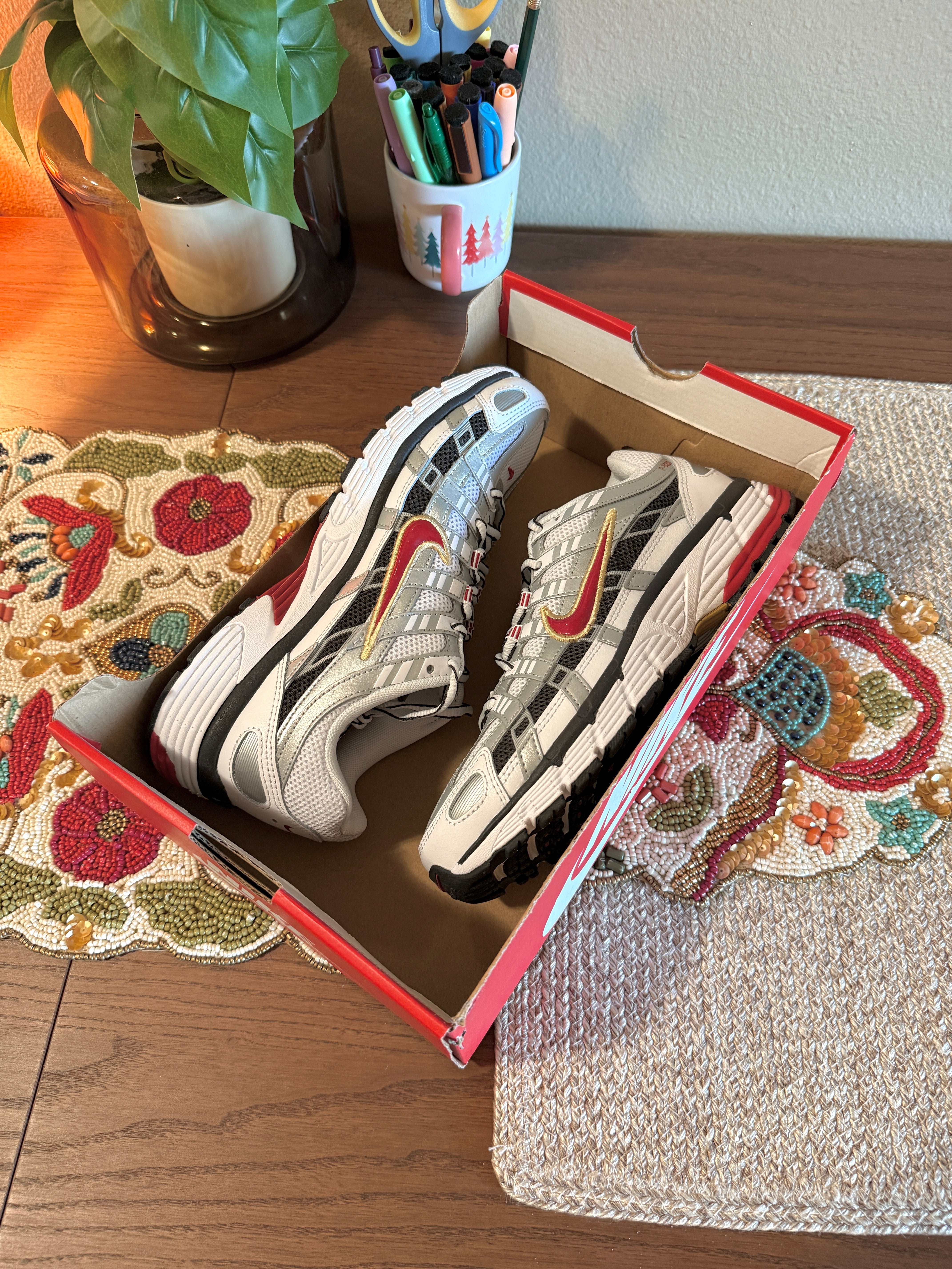 Nike P-6000 White Gold Red (Women's) Size 8 MISSING LID