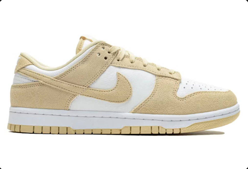 Nike Dunk Low SE Team Gold Suede SZ 8.5 (NO LID)