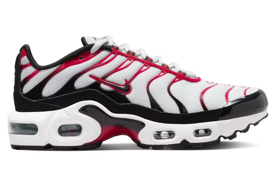 Nike Air Max Plus Pure Platinum / Black / Red Sz 6.5Y (NO BOX LID)