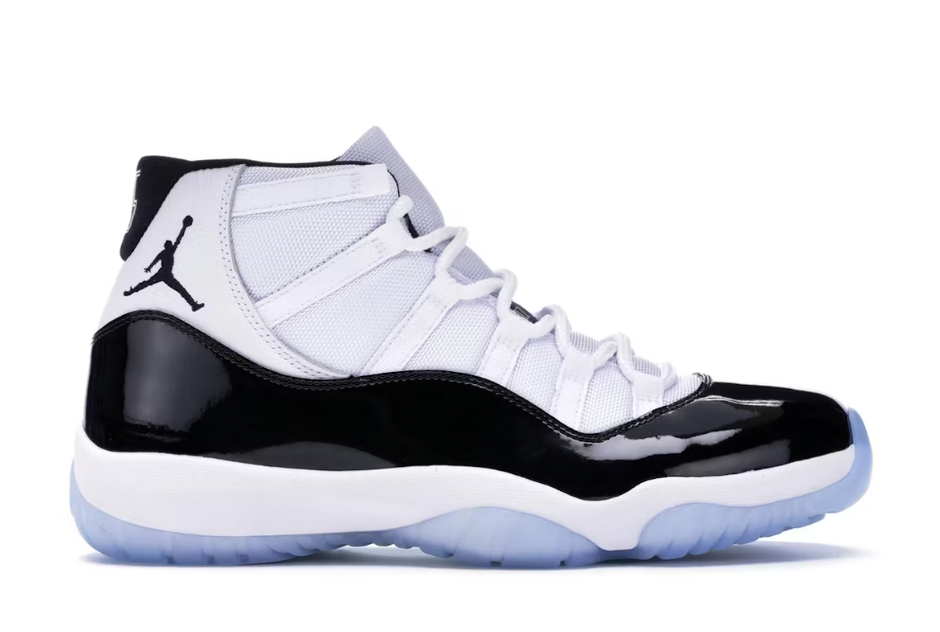 Jordan 11 Retro Concord (2018) Sz 8.5 USED