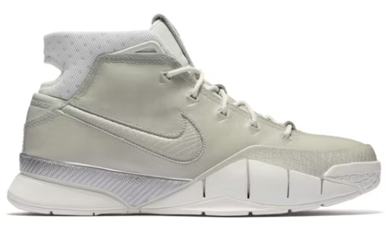 Nike Kobe 1 Black Mamba Collection Fade to Black SZ 12
