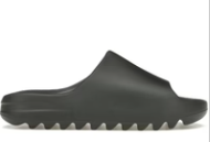 adidas Yeezy Slide Dark Onyx (SZ 7)