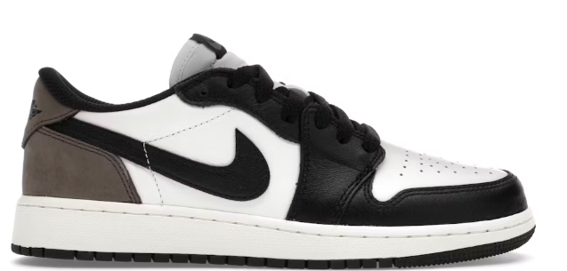 Jordan 1 Retro Low OG Mocha (GS) SZ 7Y MISSING LID