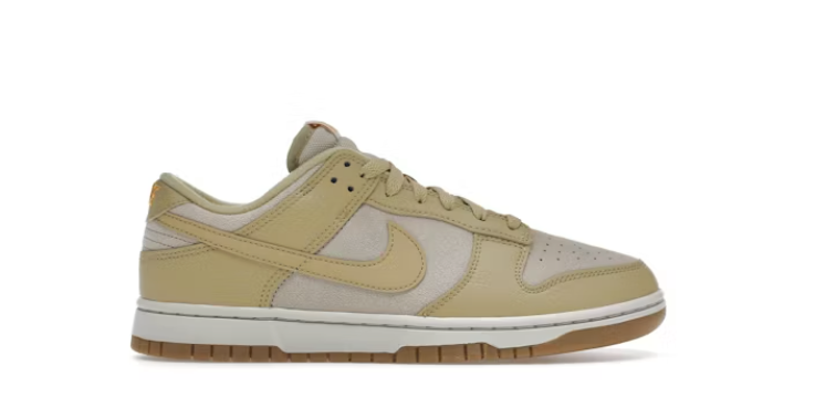 Nike Dunk Low Khaki Suede Gum Sz 6