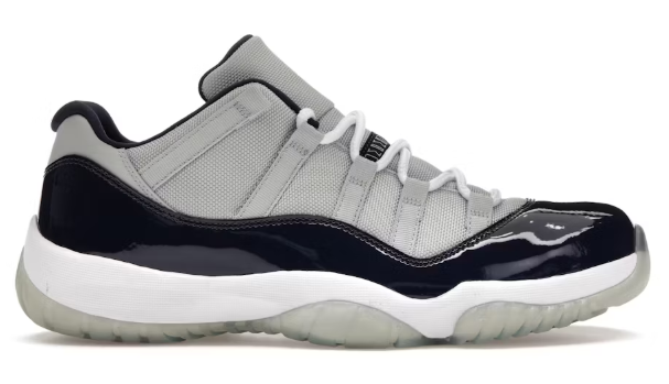 Jordan 11 Retro Low Georgetown SZ 9.5 USED NO BOX