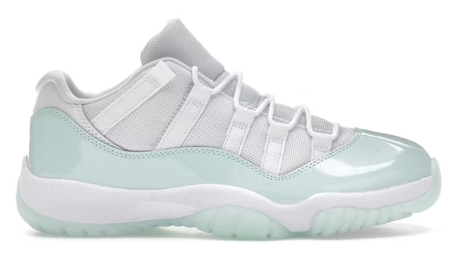 Jordan 11 Retro Low Igloo (Women's) SZ 8 MISSING LID