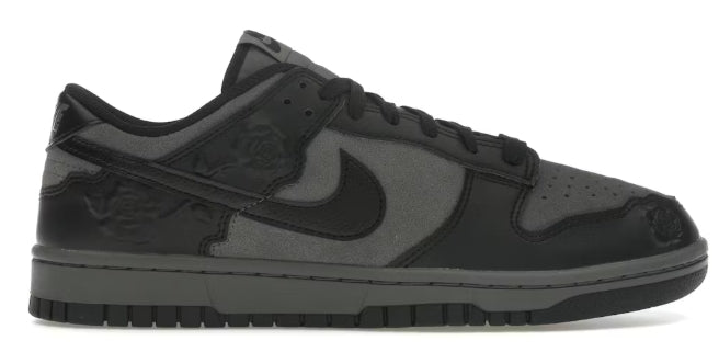 Nike Dunk Low Black Roses (Women's) SZ 6/4.5M MISSING LID