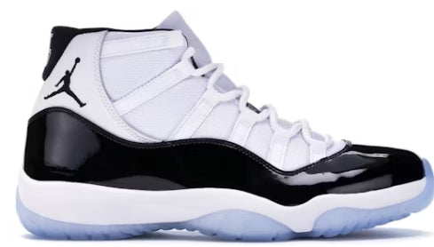 Jordan 11 Retro Concord (2018) SZ 9.5 USED (SCUFF ON RIGHT TOE)