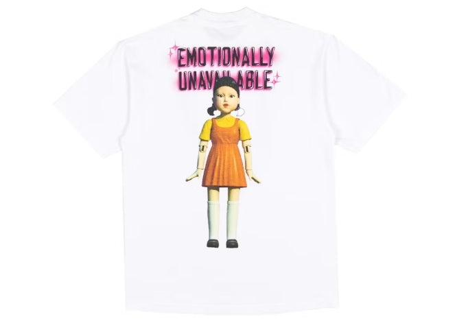 Emotionally Unavailable x Squid Games Doll T-Shirt White Sz M