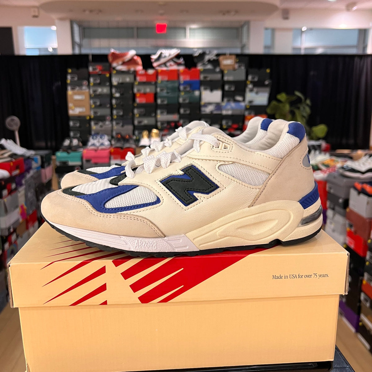 New Balance 990v2 MiUSA White Blue used