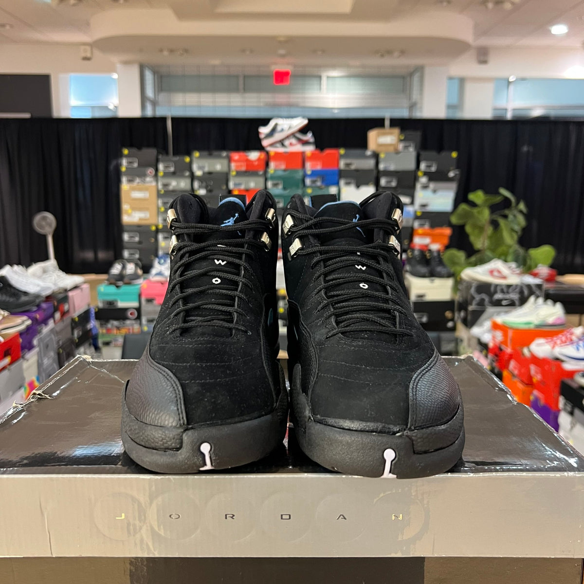 Jordan 12 Retro Nubuck (2009) used separating 