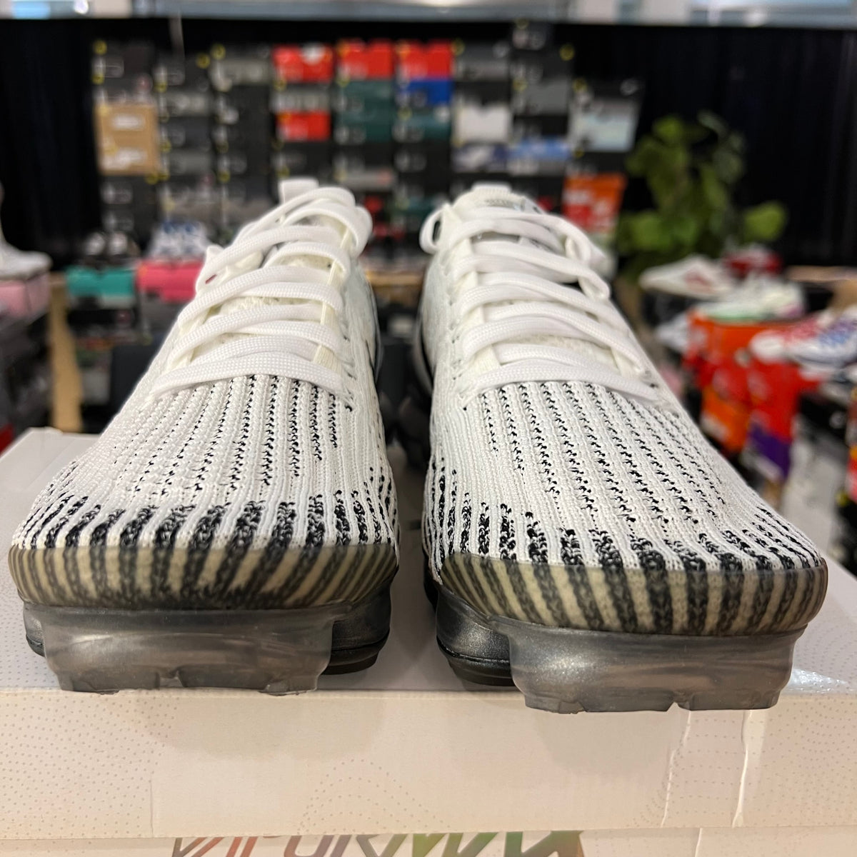 Nike Air VaporMax Flyknit 3 Zebra used b grade 