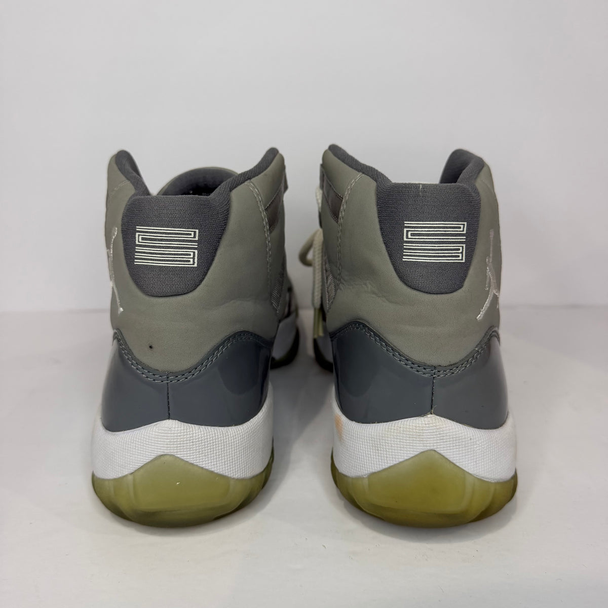 Jordan 11 Retro Cool Grey (2010) Used