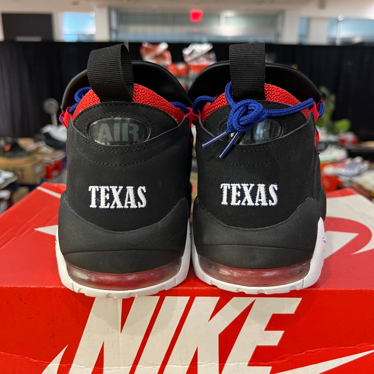 Nike Air More Money Lone Star State used damaged box 