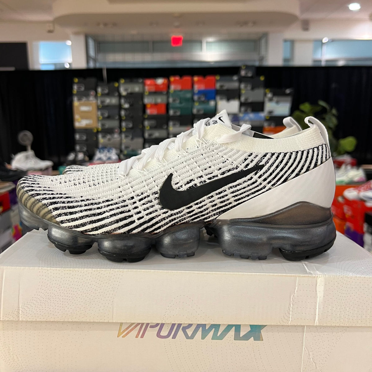 Nike Air VaporMax Flyknit 3 Zebra used b grade 