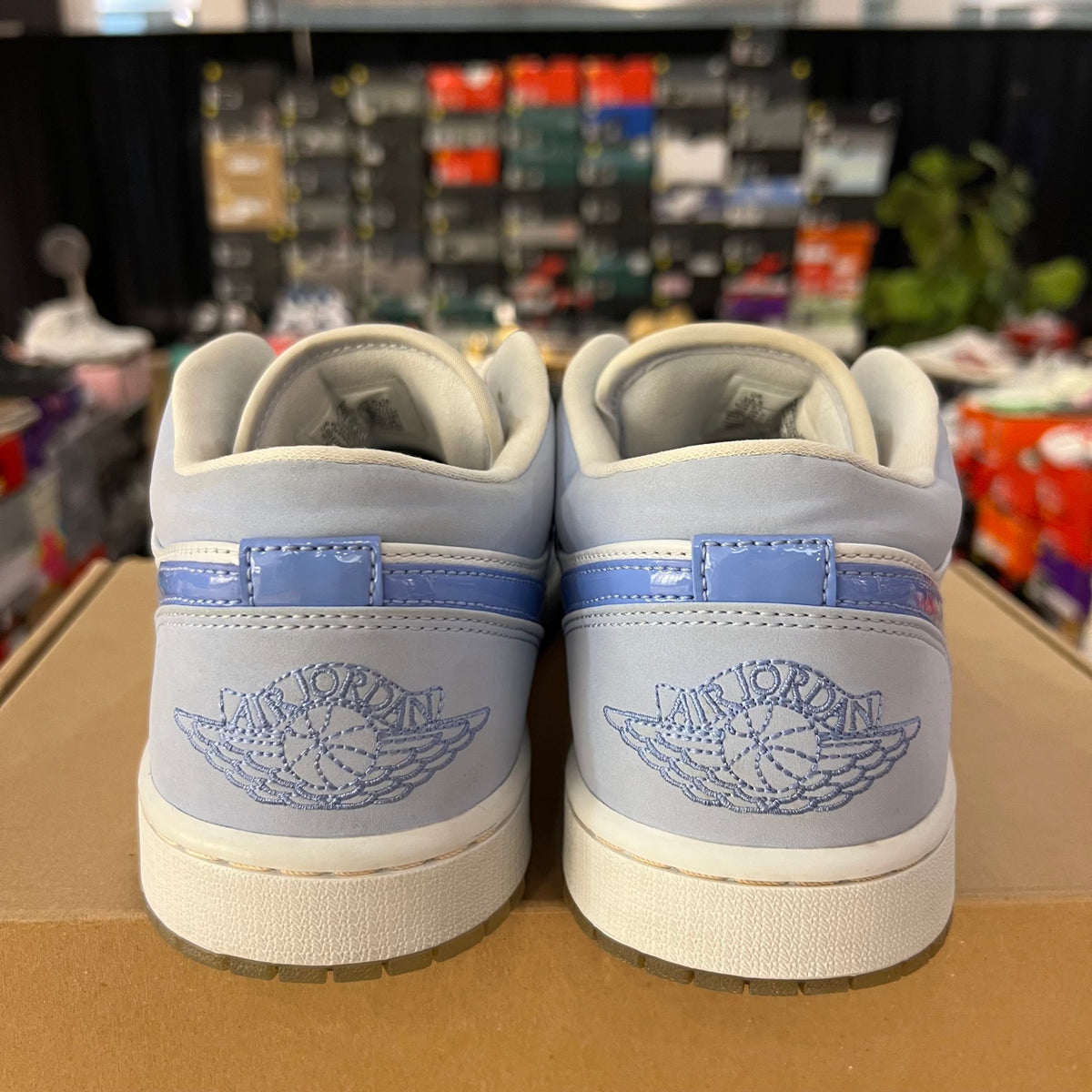 Jordan 1 Low SE Mighty Swooshers used rep box