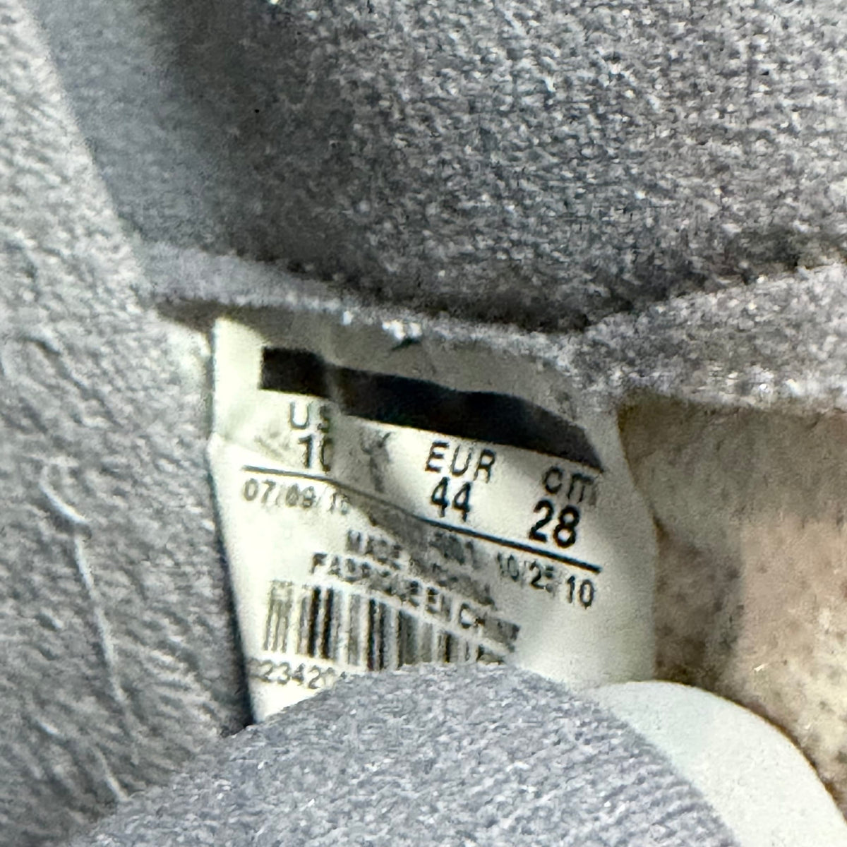 Jordan 11 Retro Cool Grey (2010) Used