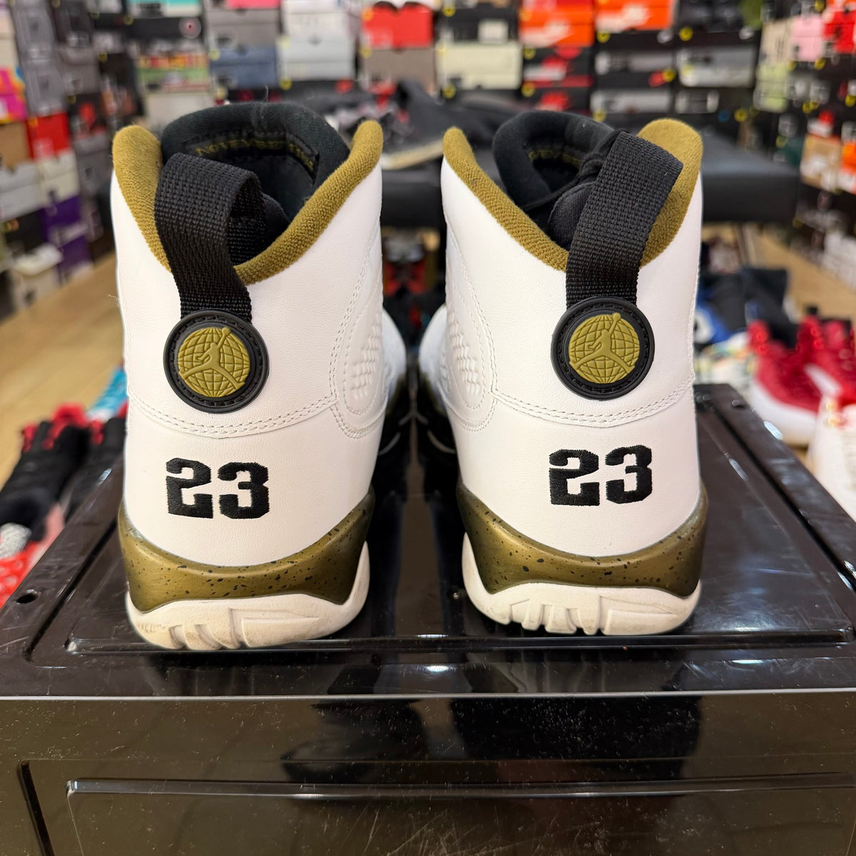 Jordan 9 Retro Statue (Used, no box)