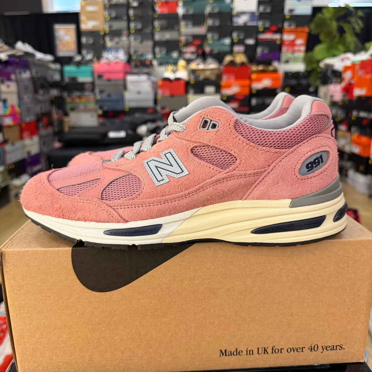 New Balance 991v2 MiUK Brandied Apricot (used)