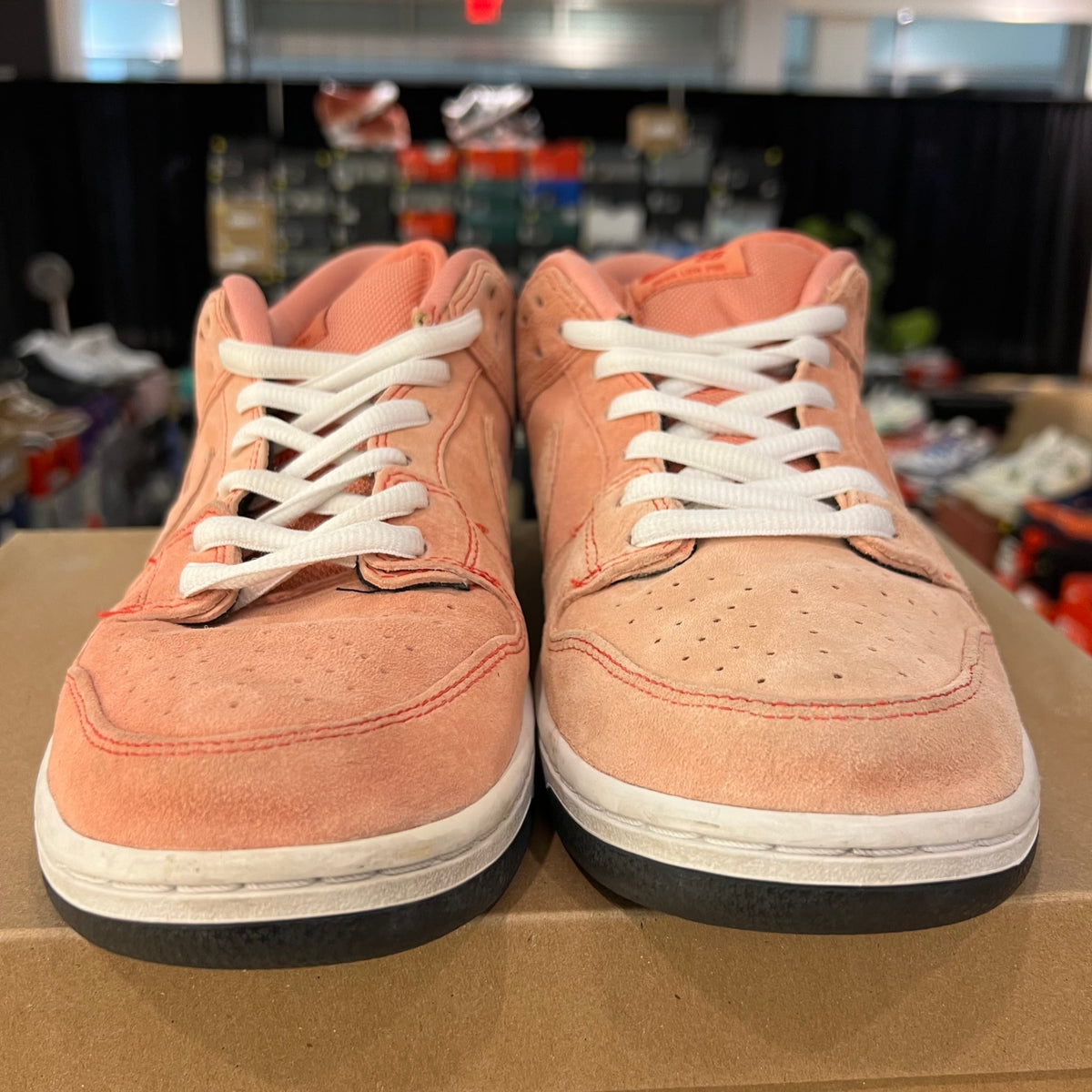 Nike SB Dunk Low Pink Pig used rep box