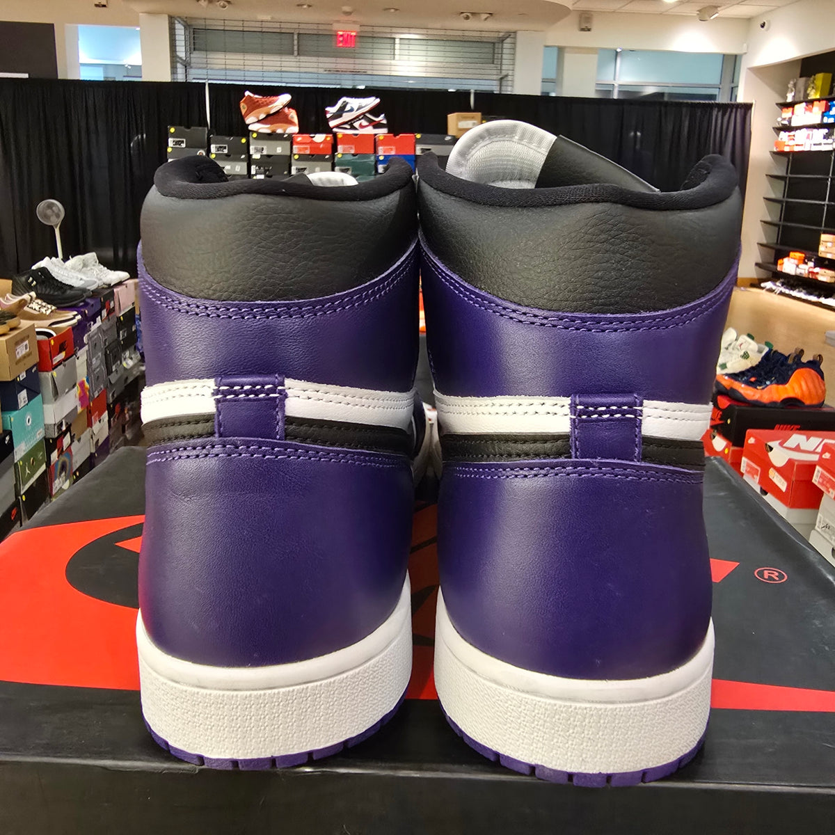 Jordan 1 Retro High Court Purple White USED