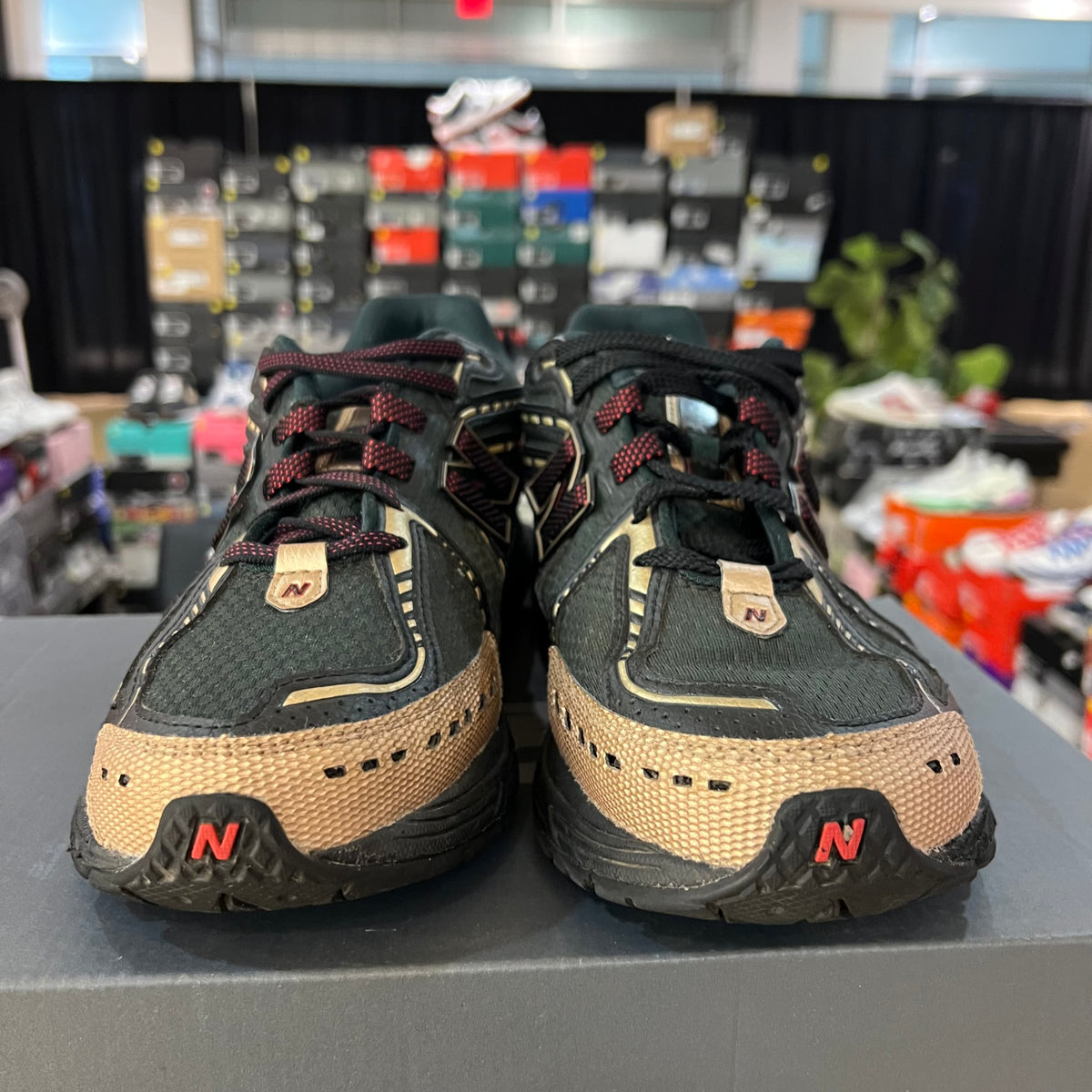New Balance 1906R Kith Black used