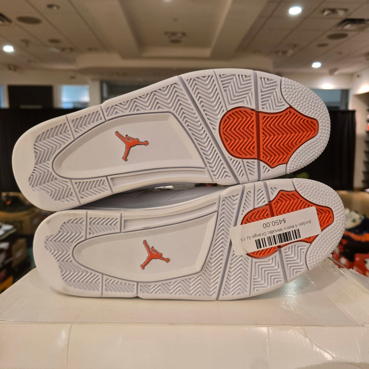 Jordan 4 Retro Metallic Orange USED