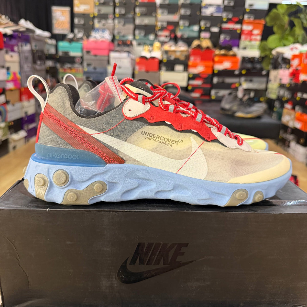 Nike React Element 87 Undercover Volt Used