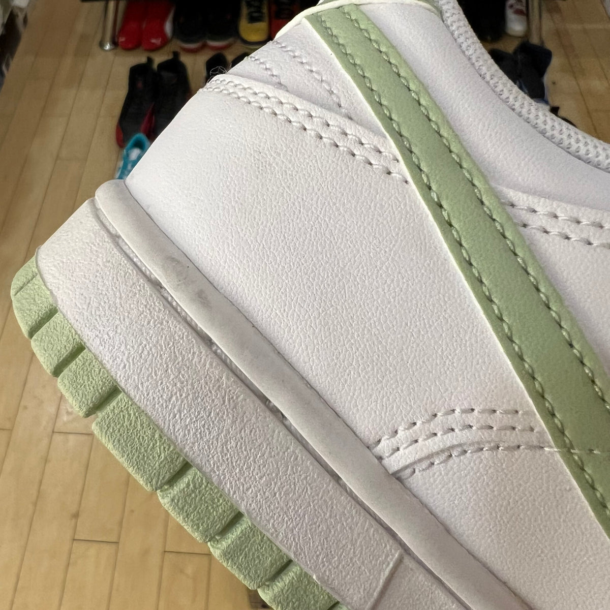 Nike Dunk Low Honeydew