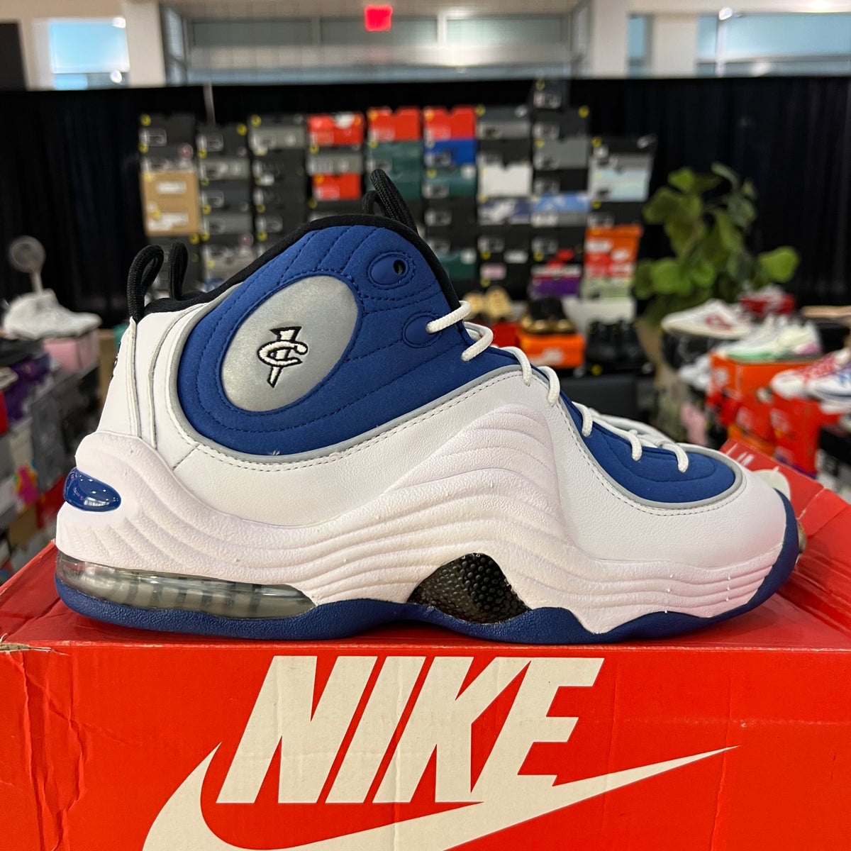 Nike Air Penny II Orlando (2015) used damaged box 