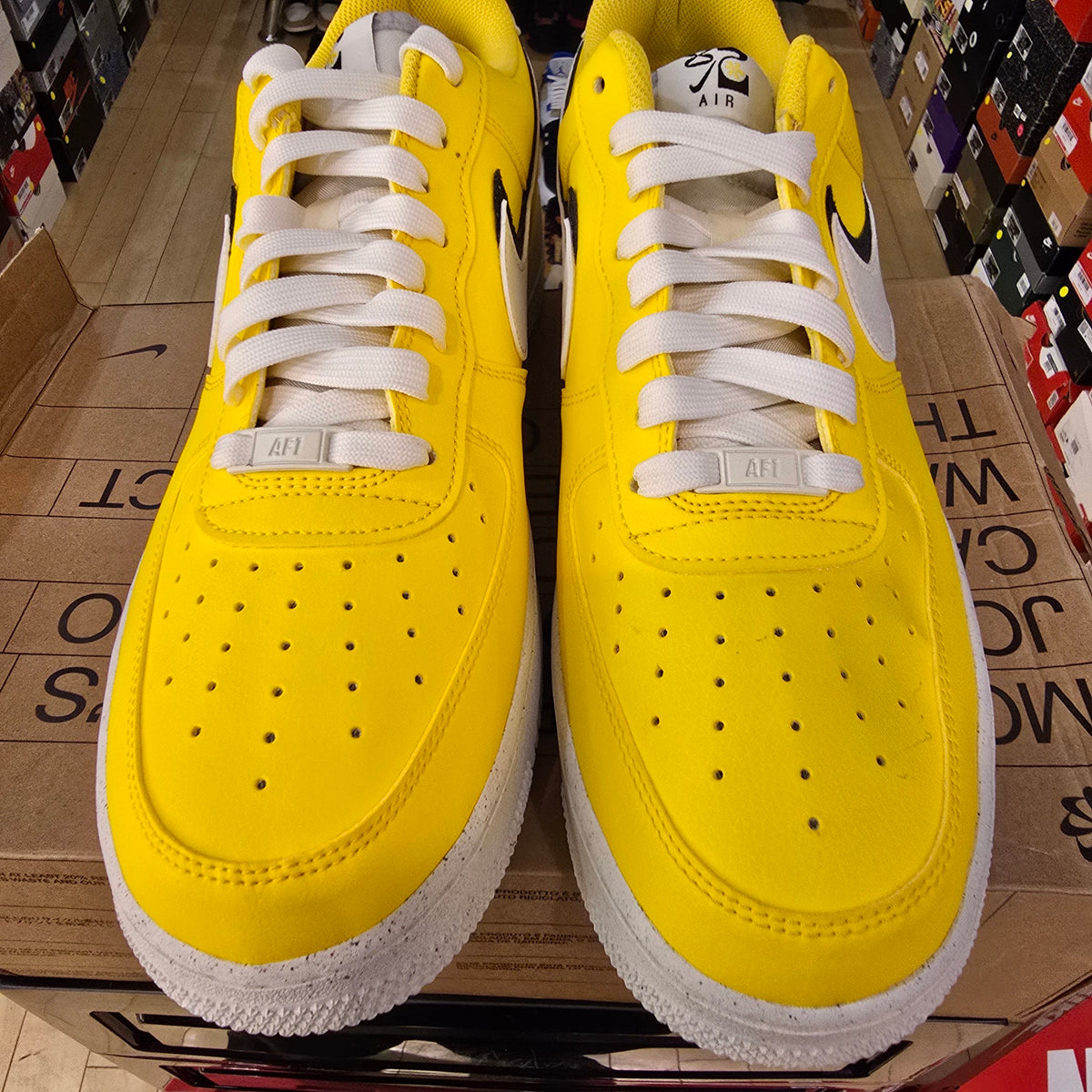Nike Air Force 1 Low '07 LV8 Tour Yellow Sail Black USED