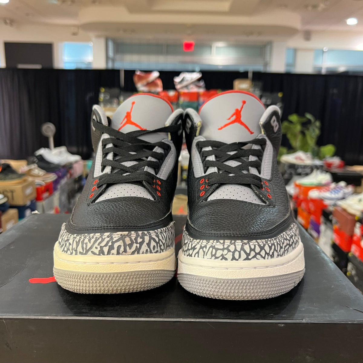 Jordan 3 Retro Black Cement (2018) used yellowing
