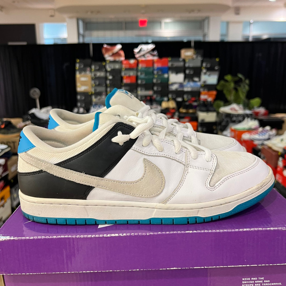 Nike SB Dunk Low Laser Blue used