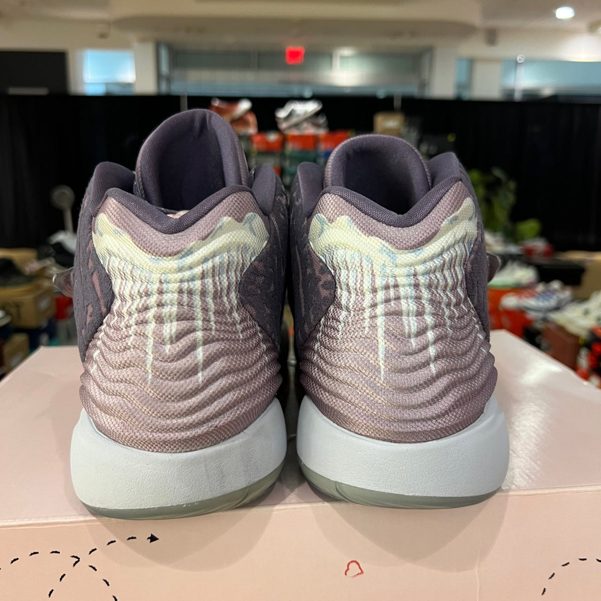 Nike KD 14 Valentine's Day used