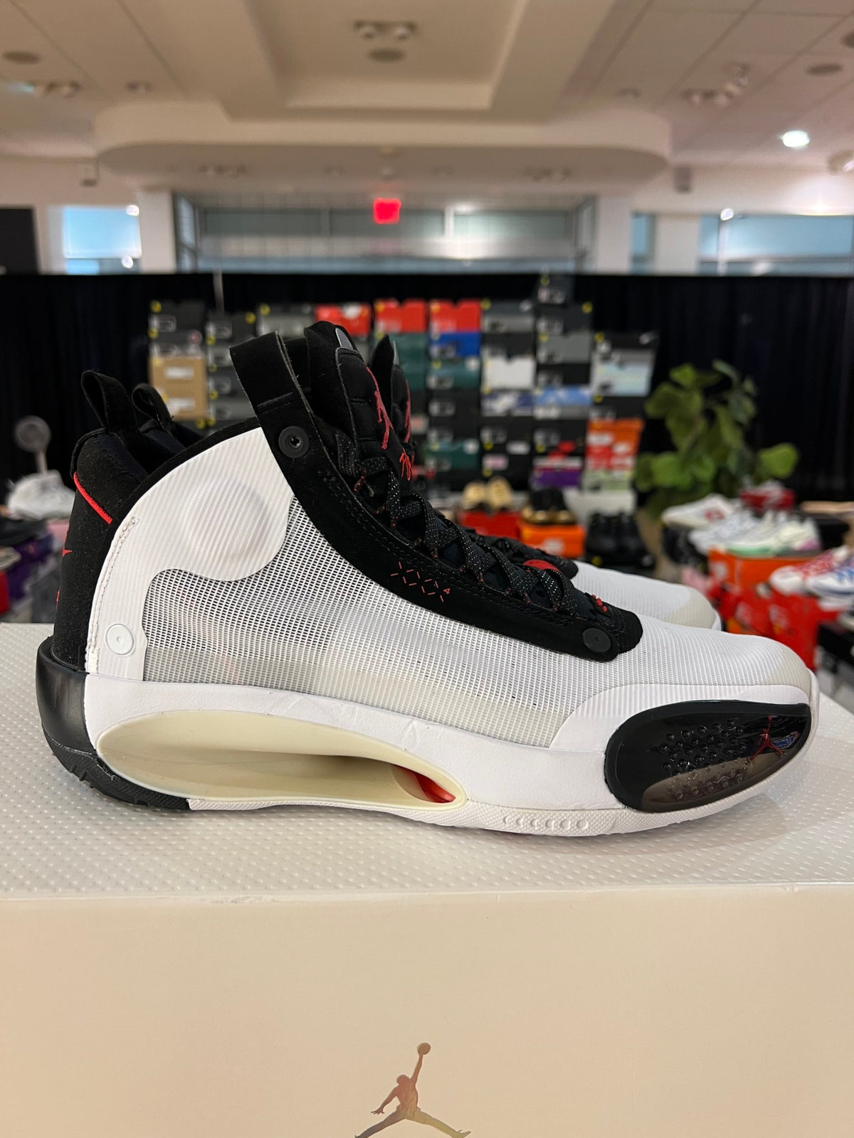 Jordan XXXIV White Black Red used