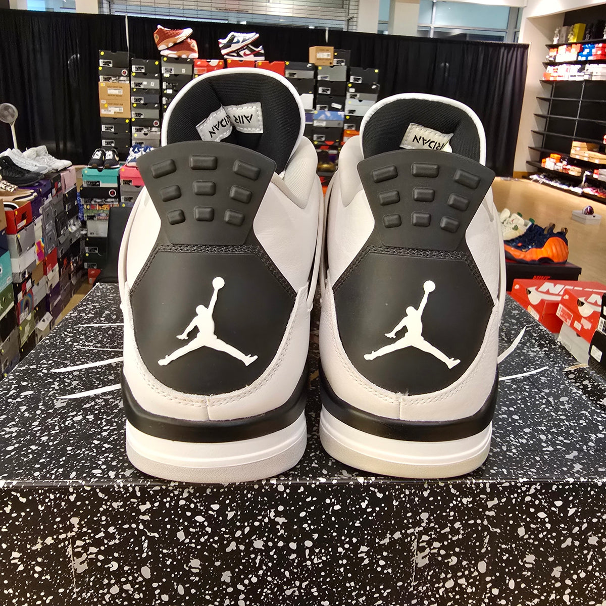 Jordan 4 Retro Military Black USED