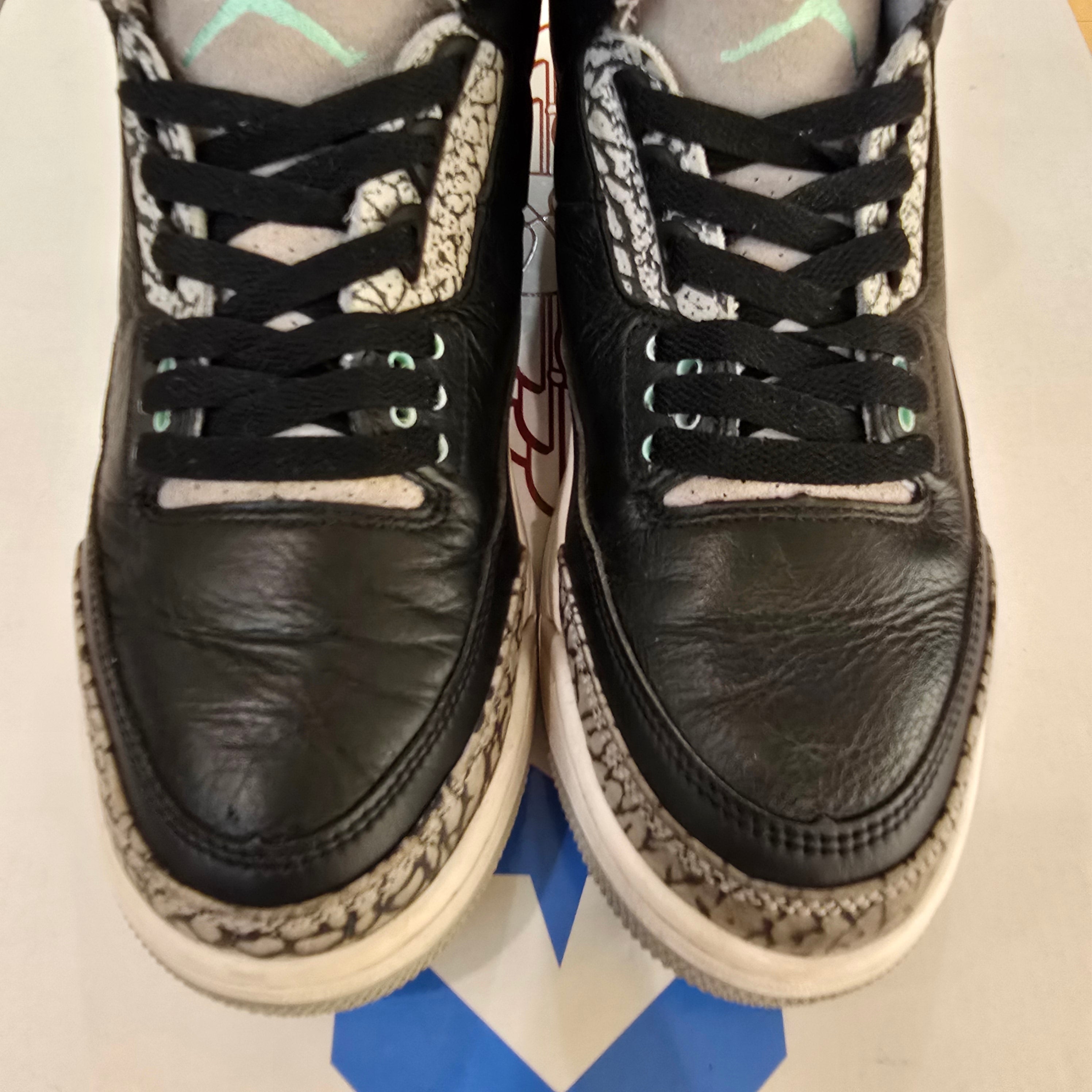 Jordan 3 Retro Green Glow SZ 8.5 USED