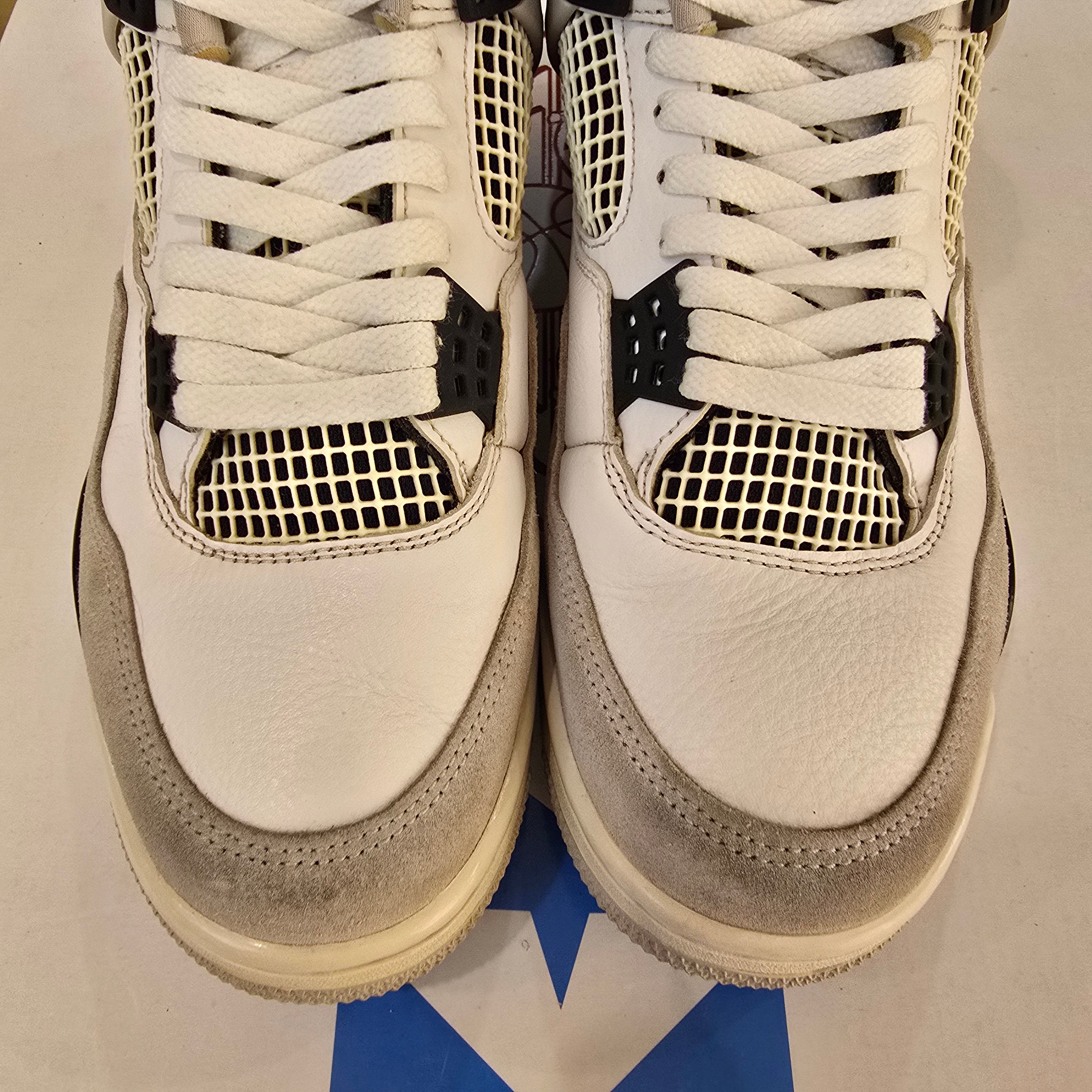 Jordan 4 Retro Military Black SZ 9.5 USED