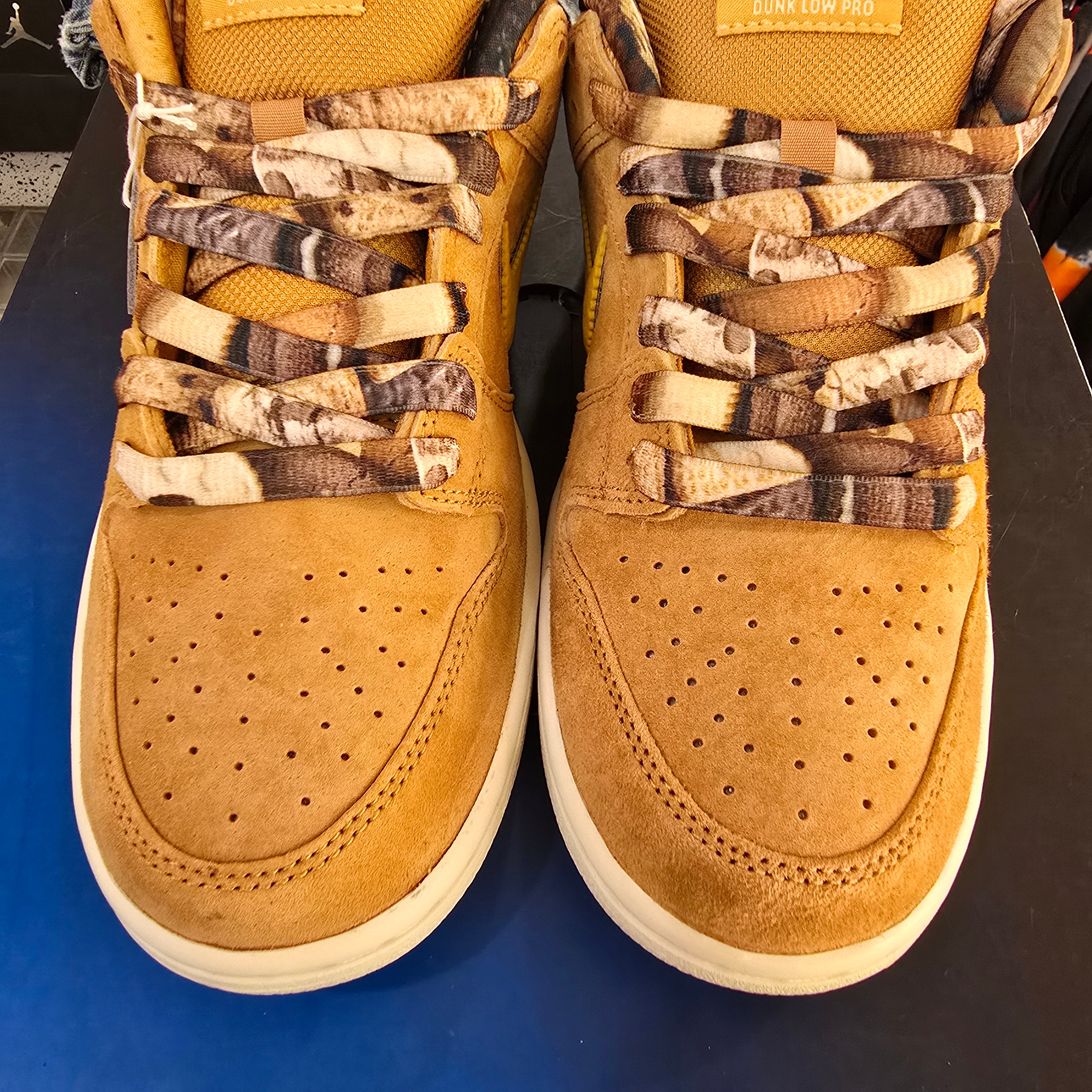 Nike SB Dunk Low Pro NOTE Shop Manchester Brew and Biscuits SZ 7.5