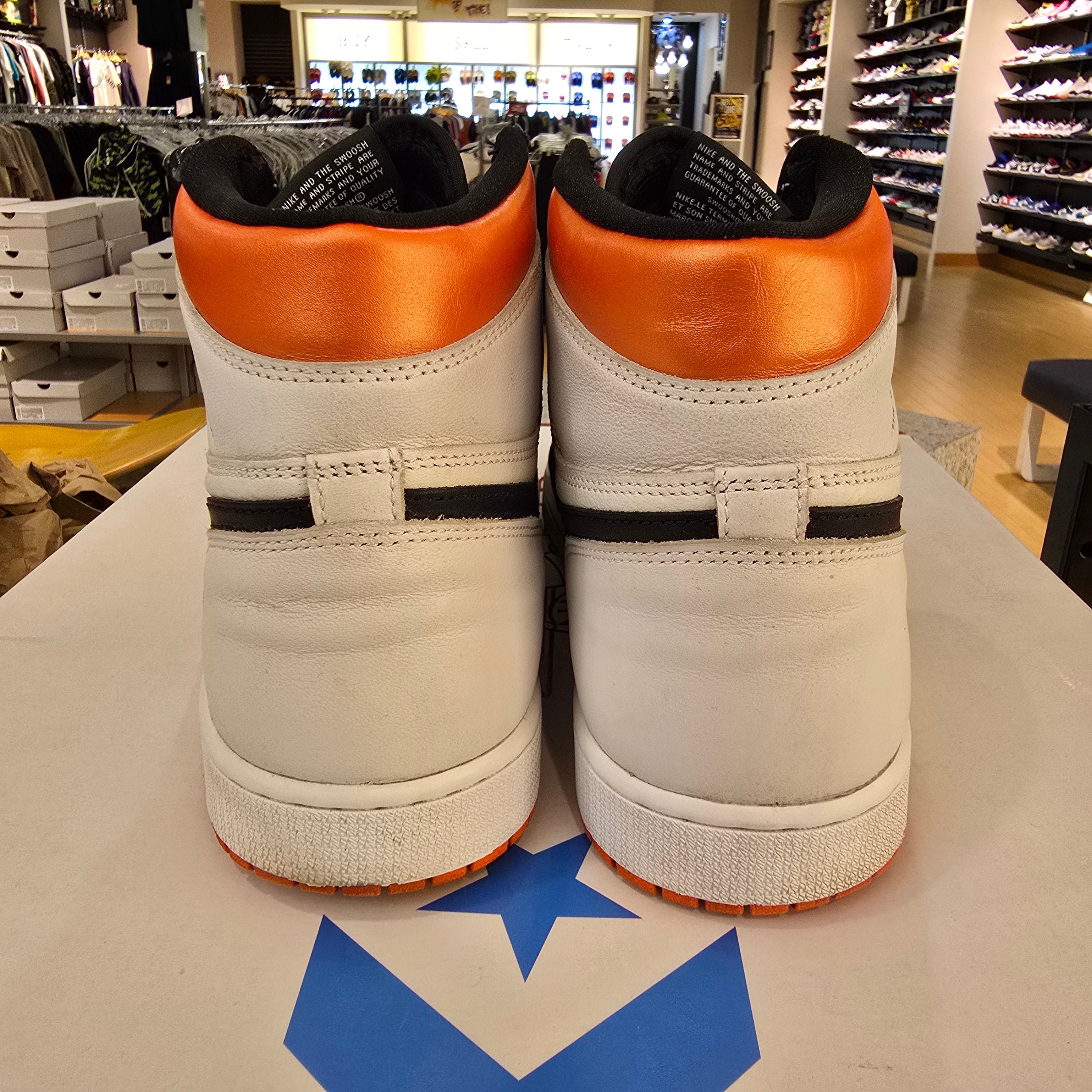 Jordan 1 Retro High Electro Orange SZ 12 USED NO BOX