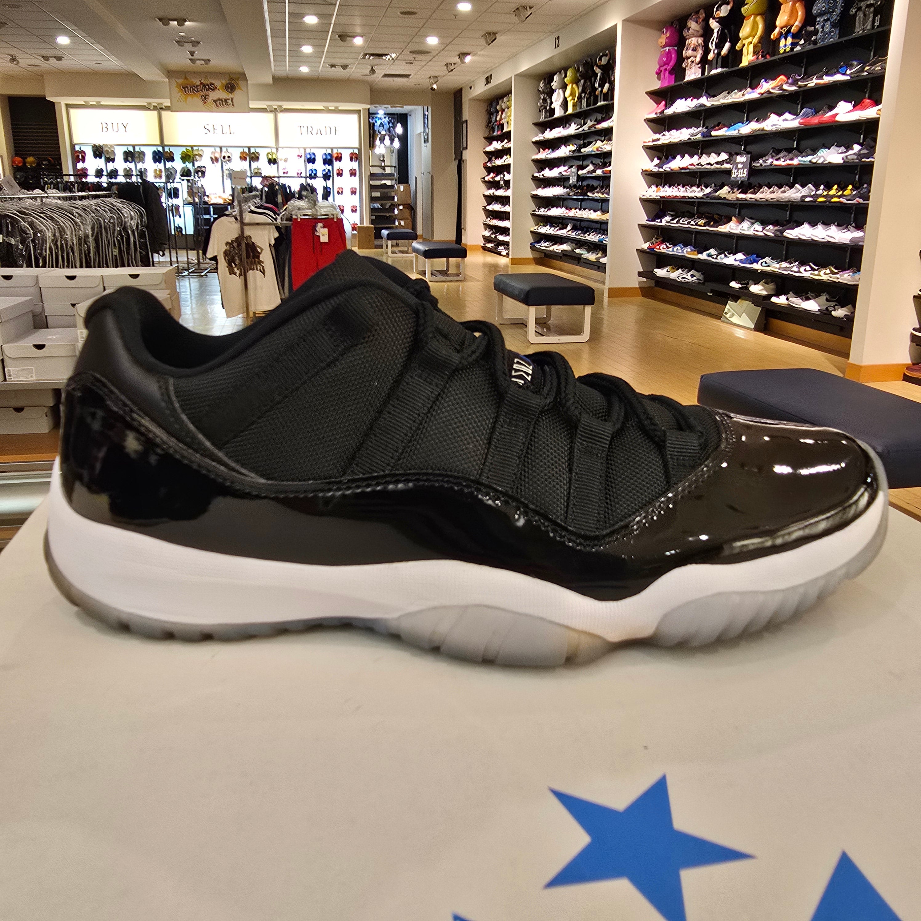 Jordan 11 Retro Low Space Jam SZ 10.5 USED NO BOX